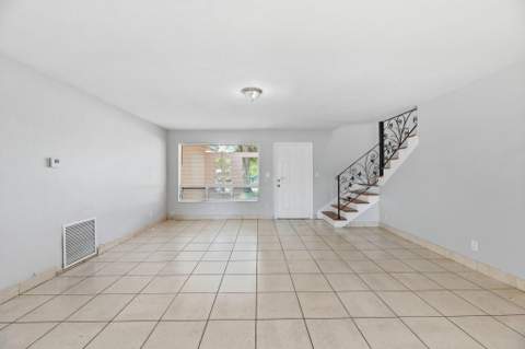 3427 NW 37th Street, Lauderdale Lakes FL - photo 8 of 40