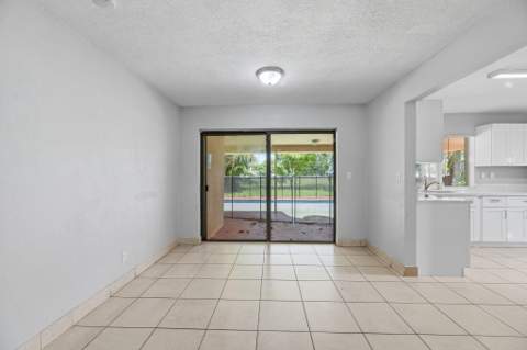 3427 NW 37th Street, Lauderdale Lakes FL - photo 10 of 40