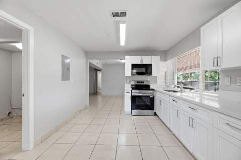 3427 NW 37th Street, Lauderdale Lakes FL - photo 13 of 40