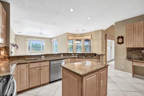 12571 Countryside Terrace, Cooper City FL - photo 18 of 68