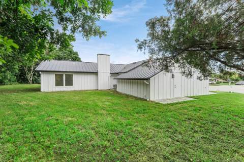 24 Russell Street, Tequesta FL - photo 18 of 20