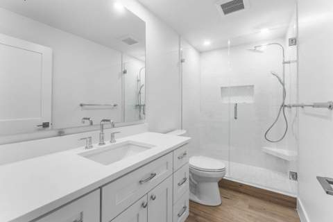 24 Russell Street, Tequesta FL - photo 13 of 20