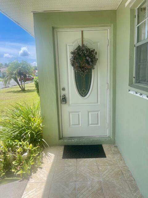 1 bedroom Single Family Residence at 113 Lakes End Drive #Apt c, High Point Of Fort Pierce Condominium Section 1, Fort Pierce — photo 2