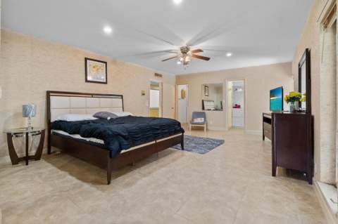 5104 White Oak Lane, Tamarac FL - photo 8 of 62