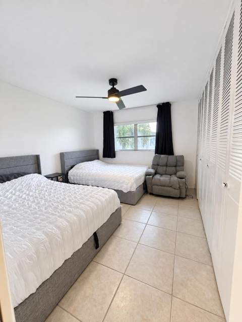 2845 Crosley Drive #E, West Palm Beach FL - photo 8 of 22