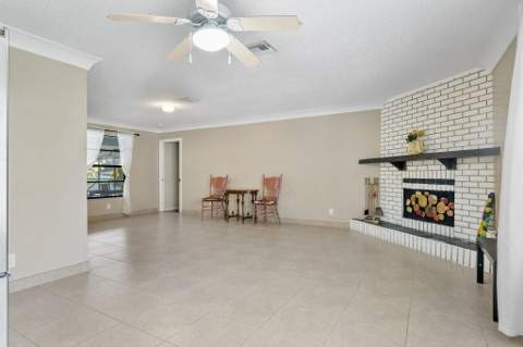 154 Santa Monica Avenue, Royal Palm Beach FL - photo 20 of 54