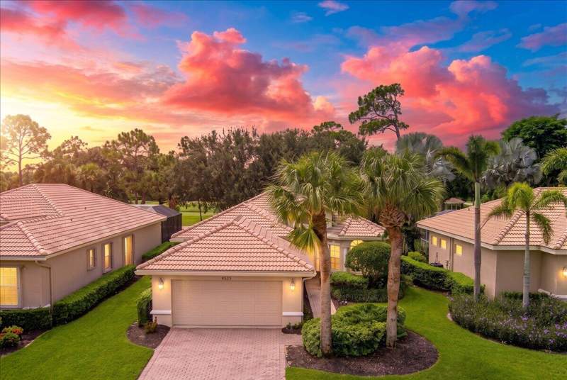3 bedroom Single Family Residence at 9535 Avenel Lane, The Pines At The Reserve, Port St. Lucie — photo 2