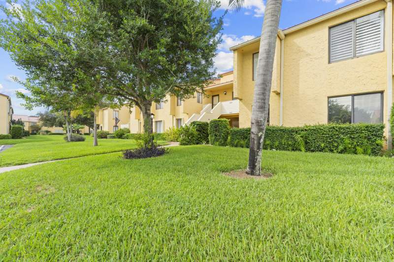 2 bedroom Condominium at 5373 SE Miles Grant Road #103, Miles Grant Condo, Stuart — photo 2