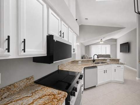 15734 Bent Creek Road, Wellington FL - photo 8 of 18