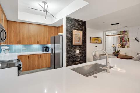 2633 NE 14th Avenue #103, Wilton Manors FL - photo 13 of 77