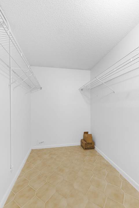 4062 Oakridge F #4062, Deerfield Beach FL - photo 14 of 66