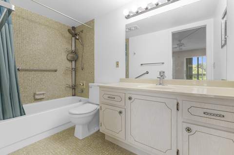 4062 Oakridge F #4062, Deerfield Beach FL - photo 15 of 66