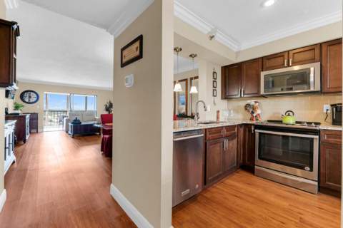 7240 Huntington Lane #703, Delray Beach FL - photo 8 of 58