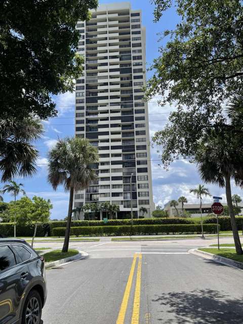 5600 N Flagler Drive #2803, home for sale in West Palm Beach 33407