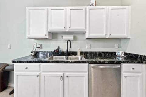 2124 SE Grand Drive, Port St. Lucie FL - photo 17 of 44