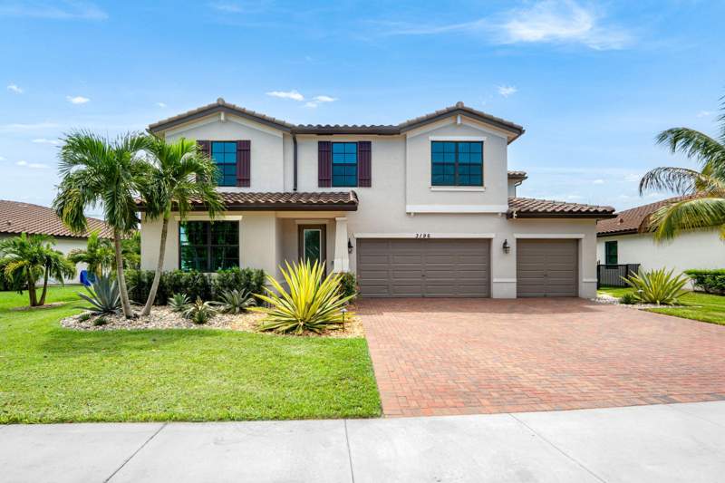 4 bedroom Single Family Residence at 3196 Streng Lane, Crestwood North Replat Two, Royal Palm Beach — photo 2