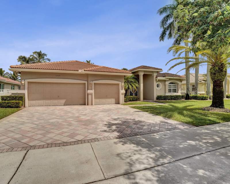 5 bedroom Single Family Residence at 12571 Countryside Terrace, Country Glen, Cooper City — photo 2