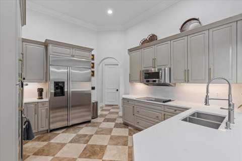 10821 Blue Palm Street, Plantation FL - photo 8 of 40