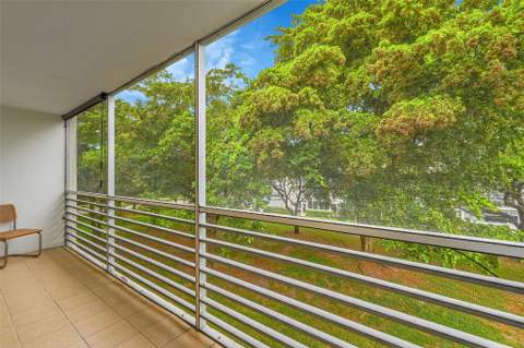 2103 Lucaya Bend #E3, Coconut Creek FL - photo 13 of 18