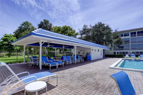 2103 Lucaya Bend #E3, Coconut Creek FL - photo 16 of 18