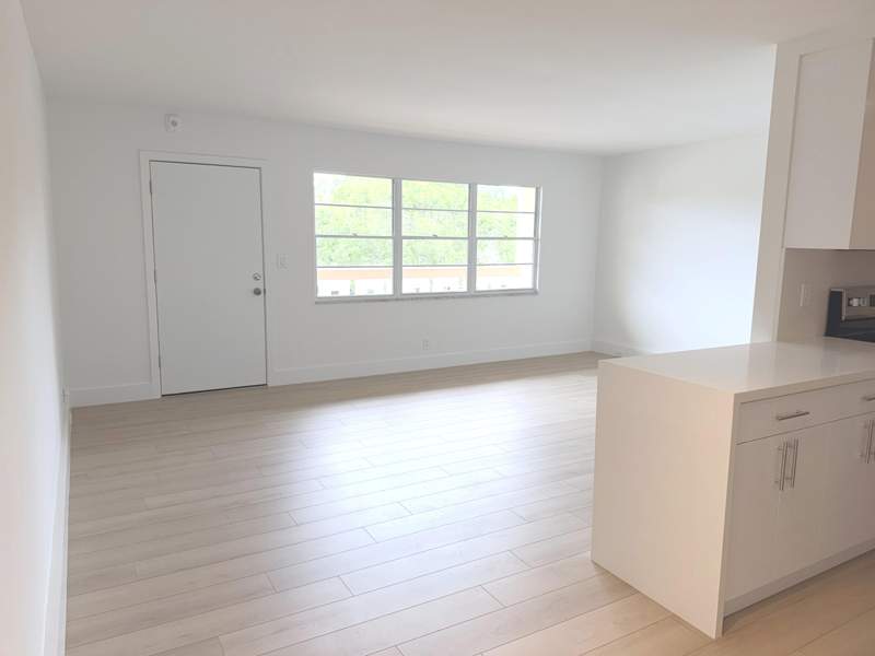 1 bedroom Condominium at 2103 Lucaya Bend #E3, Lucaya Village 2-D Condo, Coconut Creek — photo 3