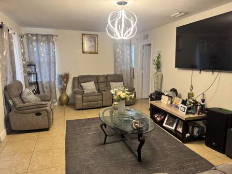 2441 NW 14th Court, Fort Lauderdale FL - photo 14 of 17