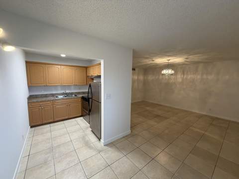 700 Village Green Court #314, Palm Springs FL - photo 11 of 25
