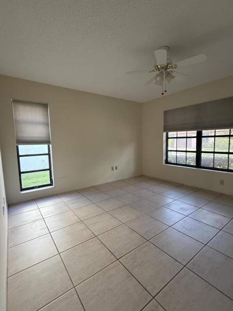 6273 Tall Cypress Circle, Greenacres FL - photo 7 of 14