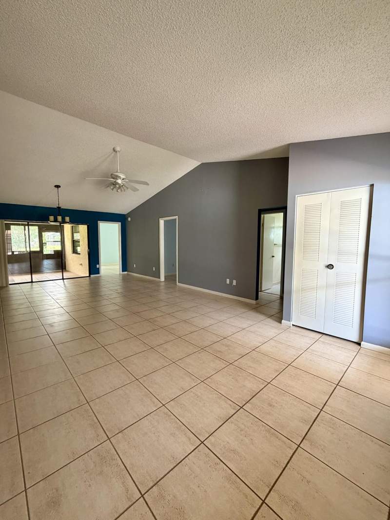 3 bedroom Single Family Residence at 6273 Tall Cypress Circle, Buttonwood 2, Greenacres — photo 3