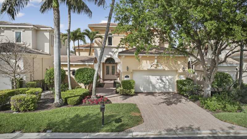 4 bedroom Single Family Residence at 142 Viera Drive, Mirasol Par 16, Palm Beach Gardens — photo 1