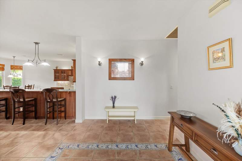 3 bedroom Single Family Residence at 1211 Singer Drive, Yacht Harbor Manor, Singer Island — photo 3