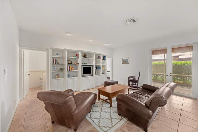 3 bedroom Single Family Residence at 1211 Singer Drive, Yacht Harbor Manor, Singer Island — photo 5