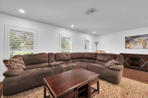8412 NW 26th Drive, Coral Springs FL - photo 6 of 46