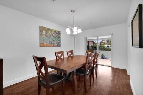 8412 NW 26th Drive, Coral Springs FL - photo 8 of 46