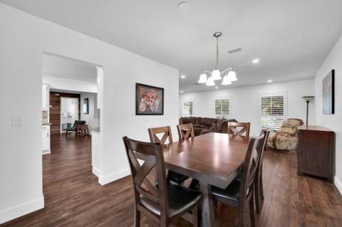 8412 NW 26th Drive, Coral Springs FL - photo 9 of 46