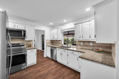 8412 NW 26th Drive, Coral Springs FL - photo 11 of 46