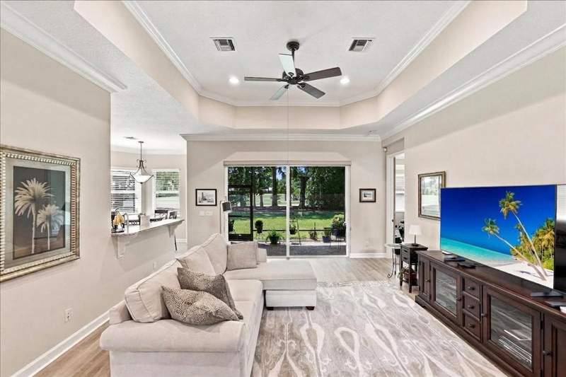 3 bedroom Single Family Residence at 9535 Avenel Lane, The Pines At The Reserve, Port St. Lucie — photo 4
