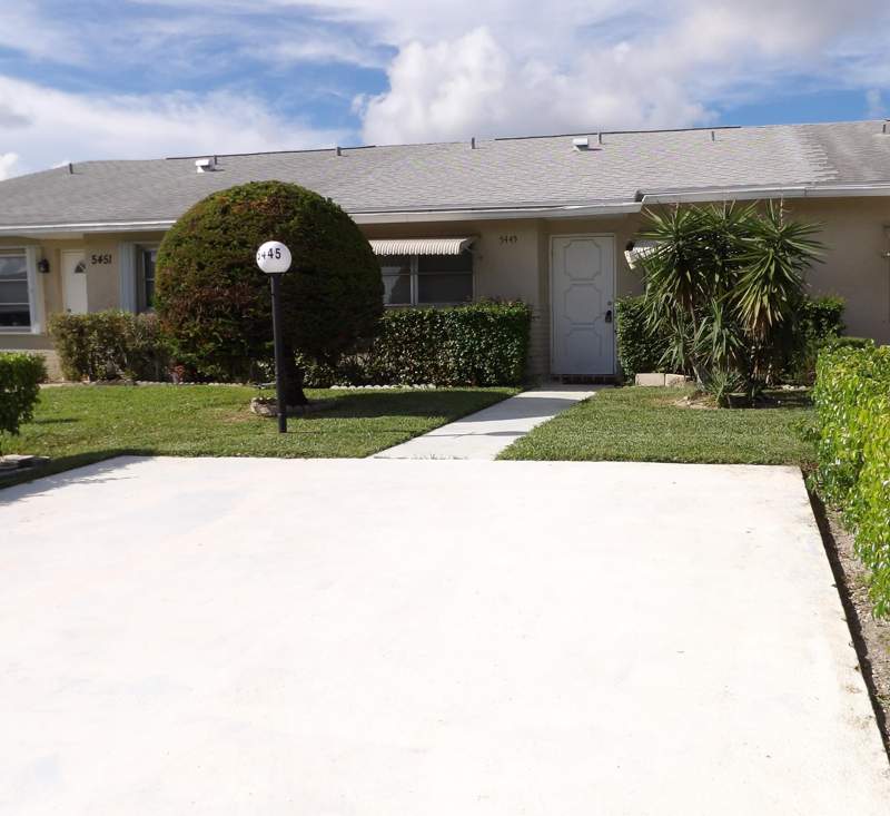 2 bedroom Villa at 5445 Glenda Street, Cypress Lakes 6-A, West Palm Beach — photo 2