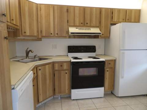 5445 Glenda Street, West Palm Beach FL - photo 6 of 42