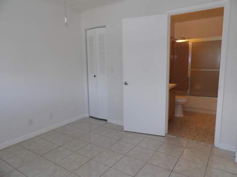 5445 Glenda Street, West Palm Beach FL - photo 12 of 42