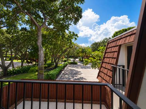1535 Masters Circle #148, Delray Beach FL - photo 20 of 37
