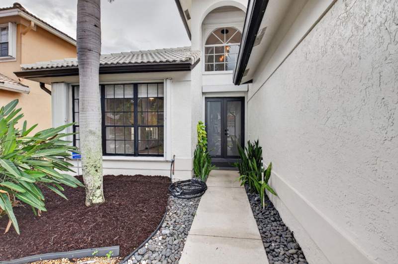 4 bedroom Single Family Residence at 10894 Old Bridgeport Lane, Lakes At Boca Raton Par K, Boca Raton — photo 2