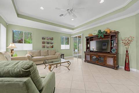 7011 Willow Pine Way, Port St. Lucie FL - photo 12 of 46