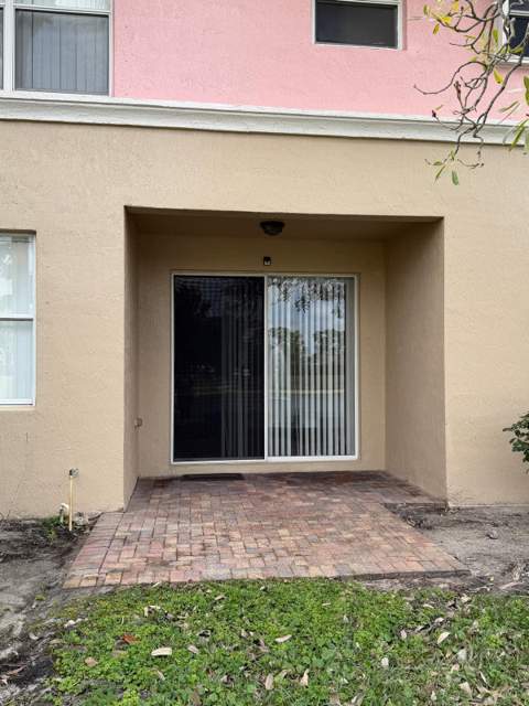 1510 Seminole Palms Drive, Greenacres FL - photo 21 of 24