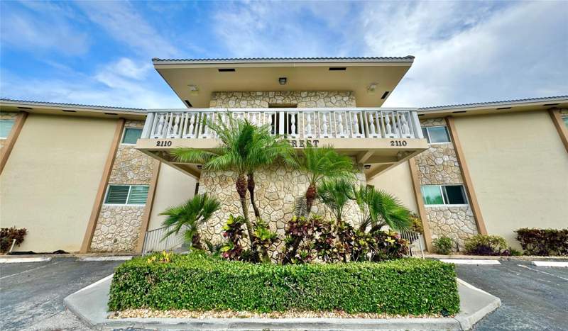 1 bedroom Condominium at 2110 NE 39TH Street #2A, COSTA CREST CONDO, Fort Lauderdale — photo 2