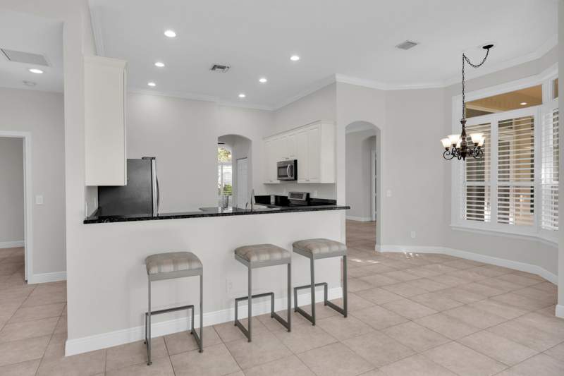 3 bedroom Single Family Residence at 103 Magnolia Way, Riverside Oaks, Tequesta — photo 4