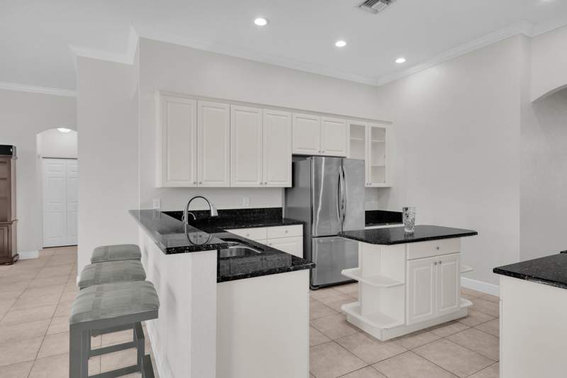 3 bedroom Single Family Residence at 103 Magnolia Way, Riverside Oaks, Tequesta — photo 5