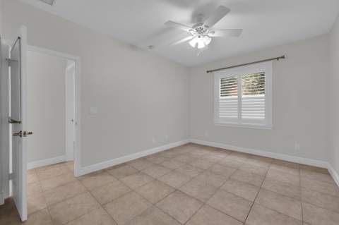 103 Magnolia Way, Tequesta FL - photo 11 of 18