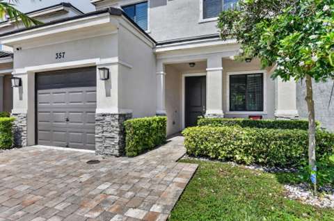 357 NW 36Th Avenue, gated community for sale in Pompano Beach