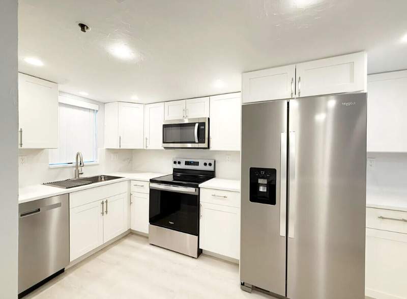 2 bedroom Condominium at 3300 W Rolling Hills Circle #410, Rolling Hills Golf And, Davie — photo 3